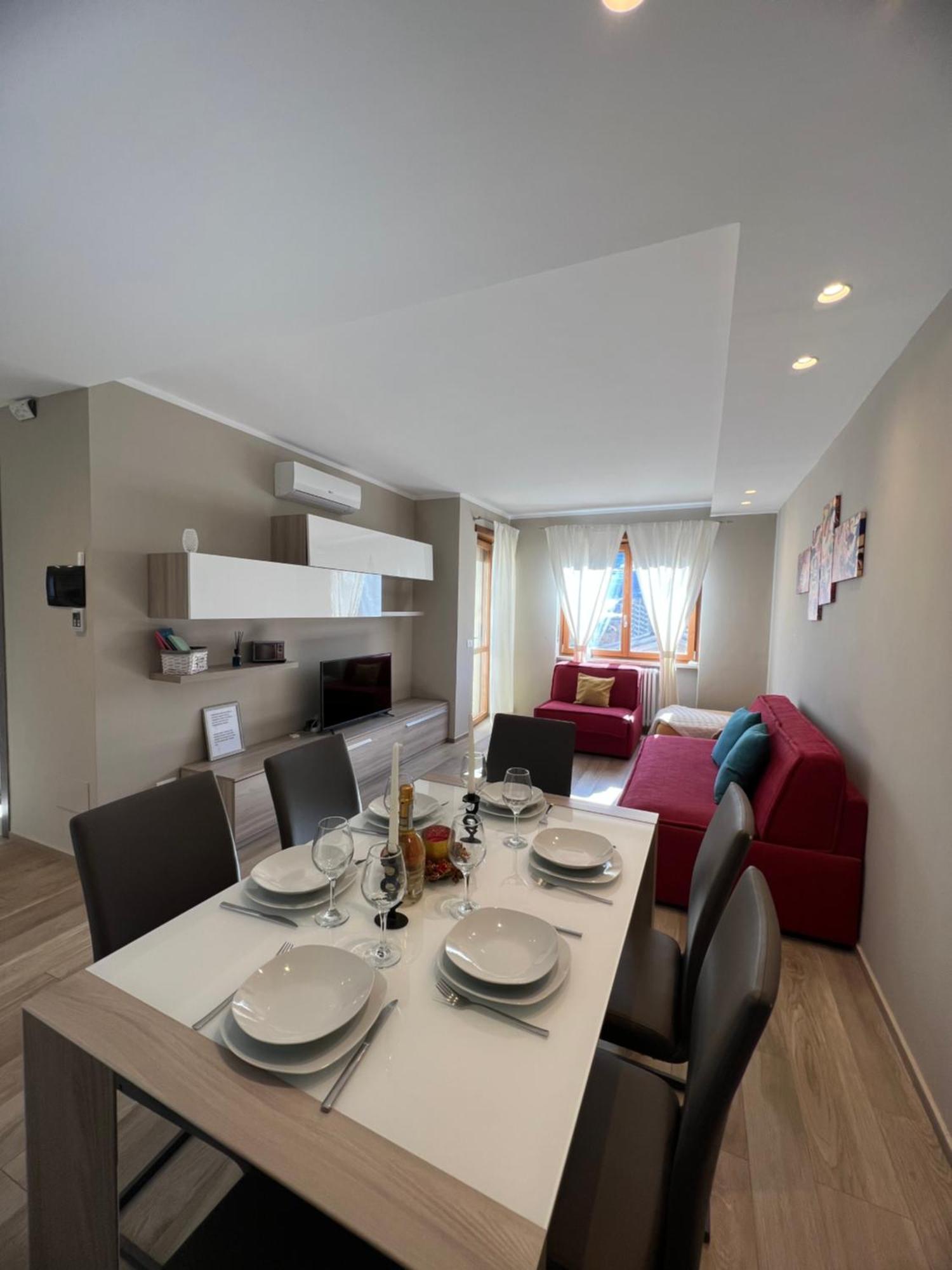 Blue Moon - Via Parigi Apartments أَويستا المظهر الخارجي الصورة