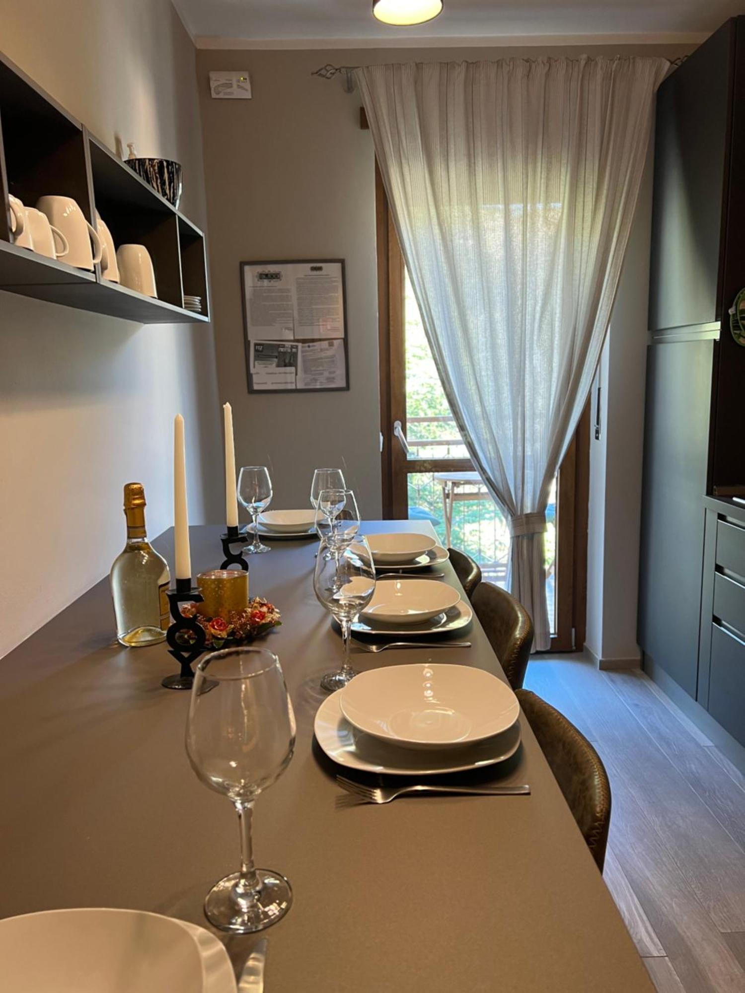 Blue Moon - Via Parigi Apartments أَويستا المظهر الخارجي الصورة