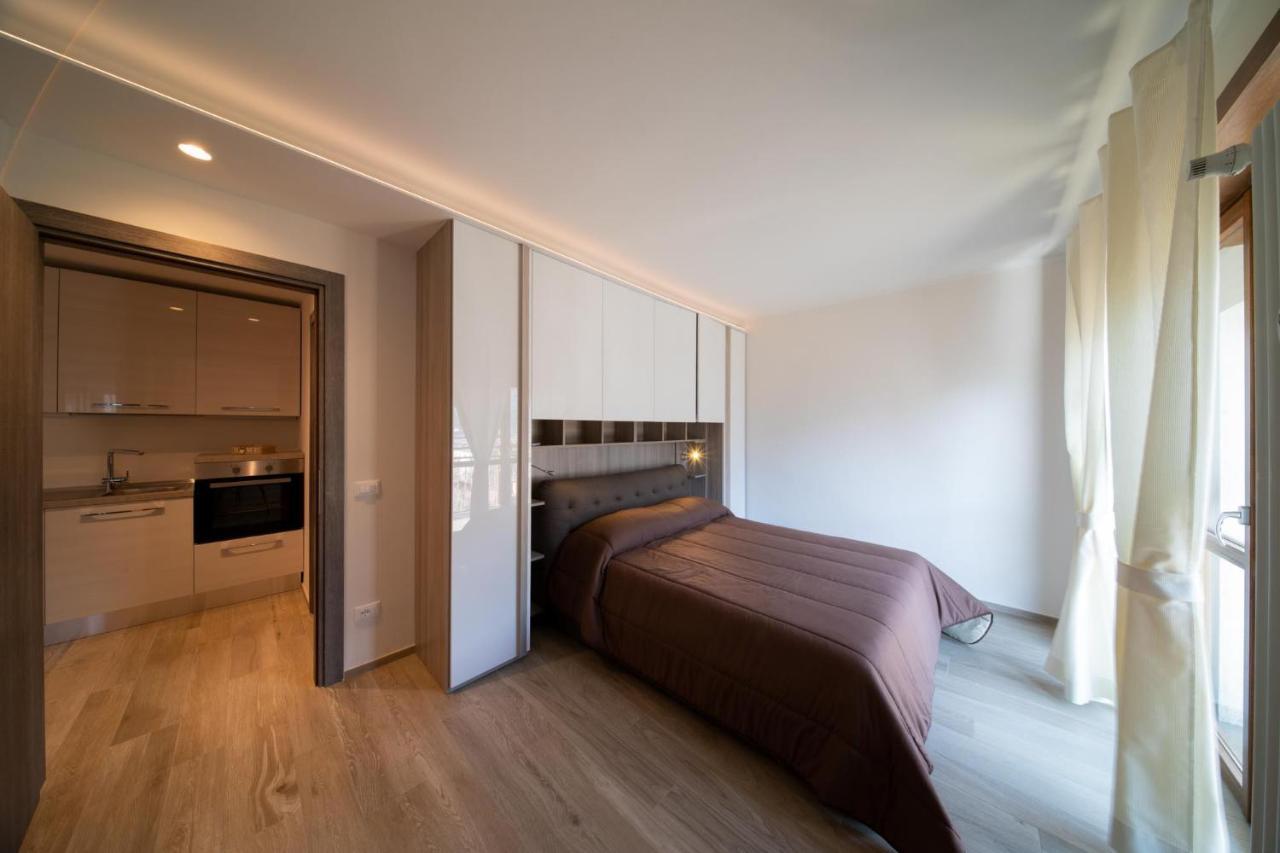 Blue Moon - Via Parigi Apartments أَويستا المظهر الخارجي الصورة
