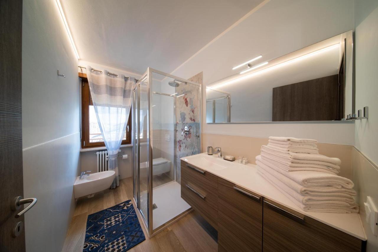 Blue Moon - Via Parigi Apartments أَويستا المظهر الخارجي الصورة